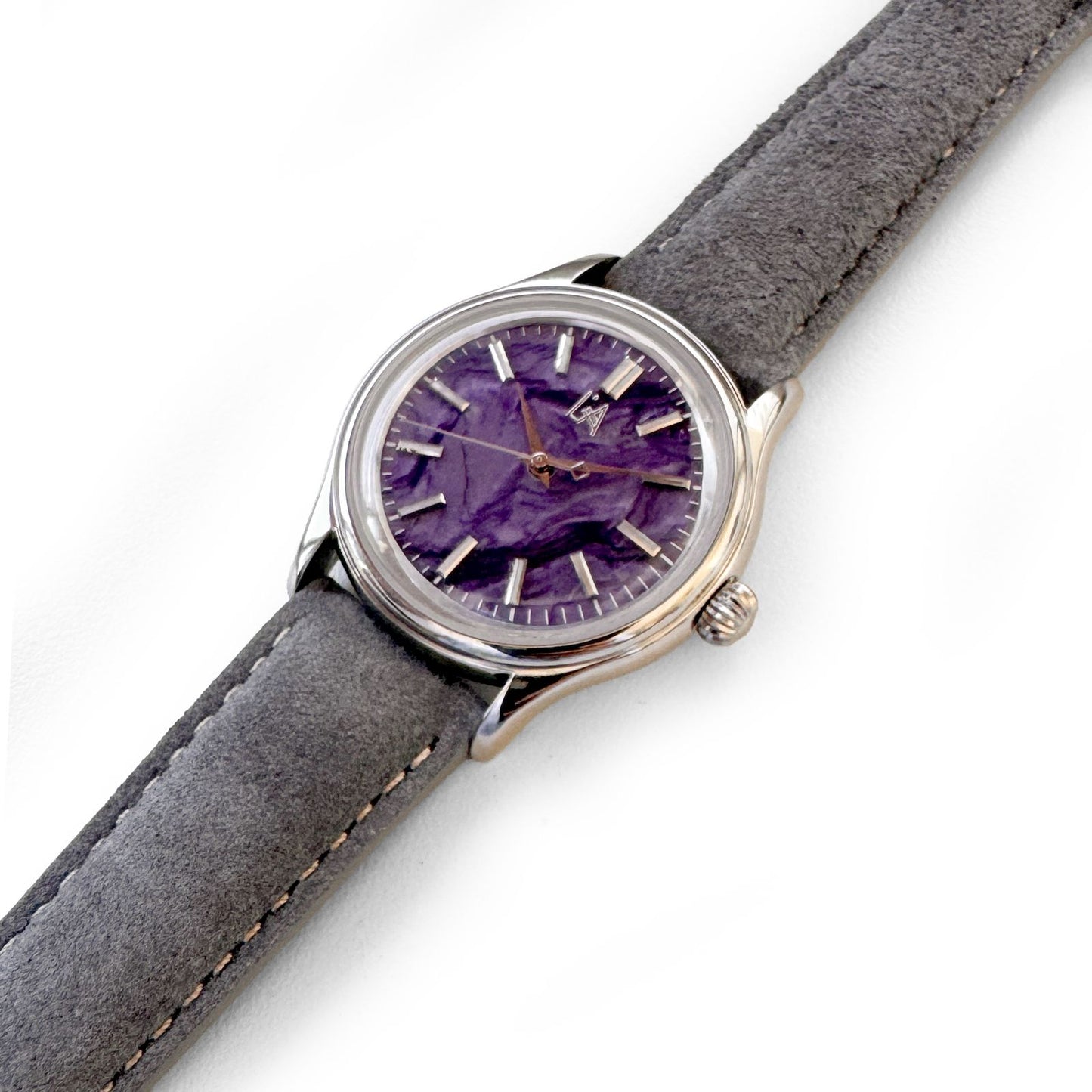 L'ARTISAN CHAROITE STICK DIAL