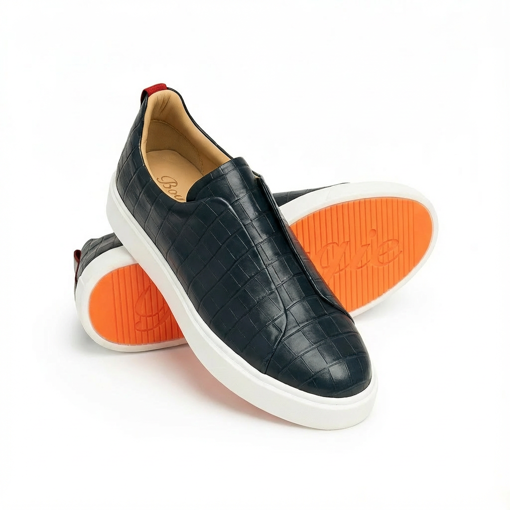 حذاء رياضي بوجيز كاجوال أنيق منقوش بنقشة جلد التمساح الأسود