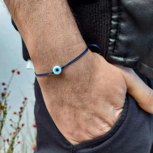 NAVY BLUE THREAD WITH EYE BRACELET