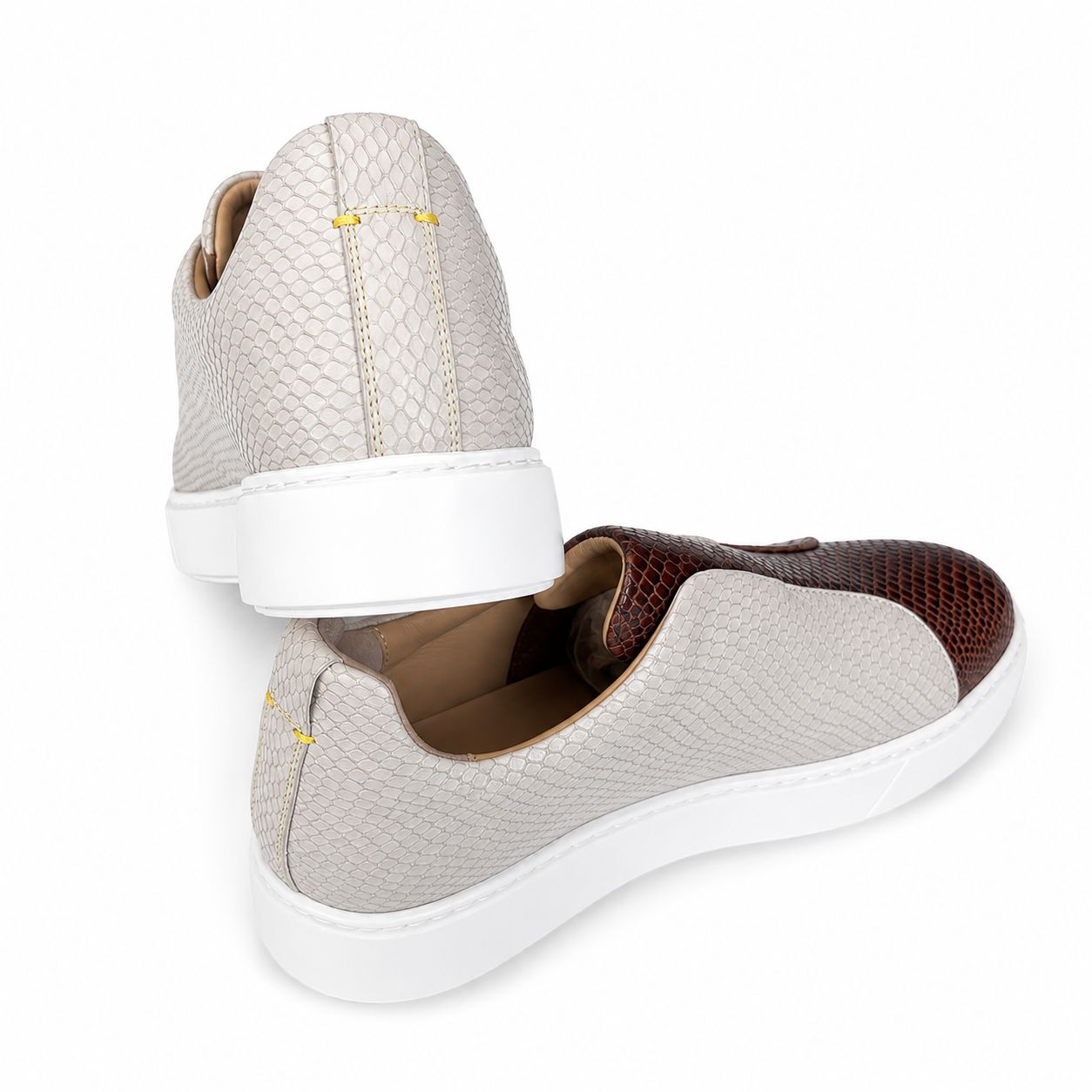 ref.m. 0067- bougies sneakers