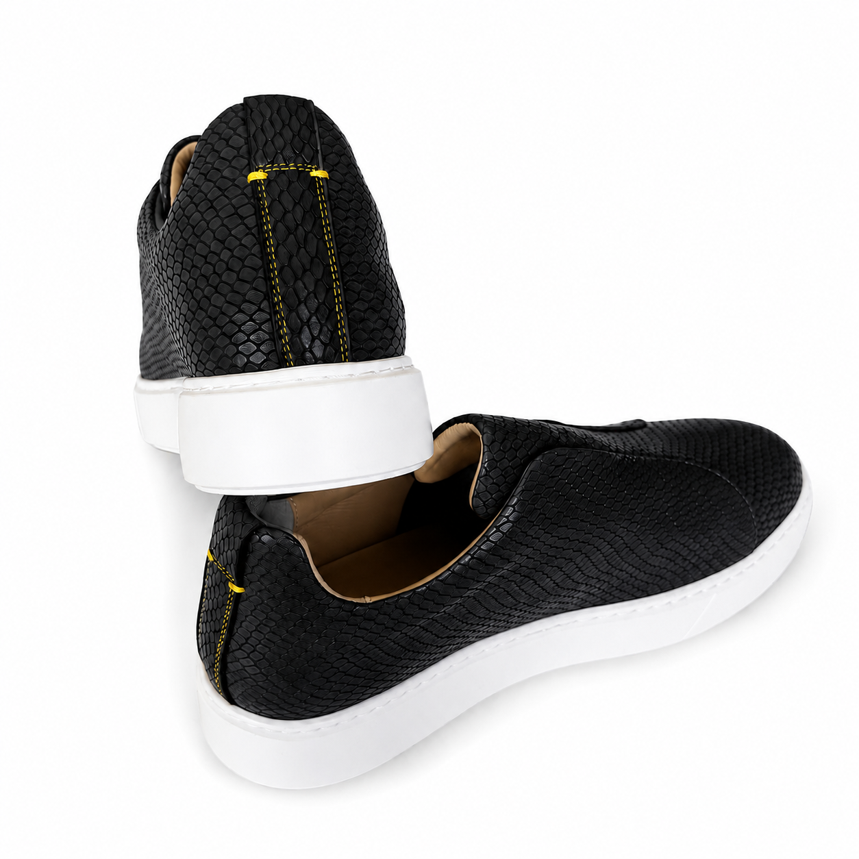ref.m. 0063- bougies sneakers