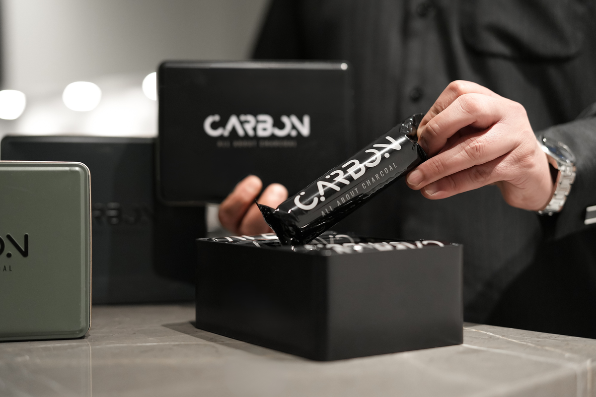 Carbon Classic 33mm premium charcoal – 100 pieces — gallery image 3