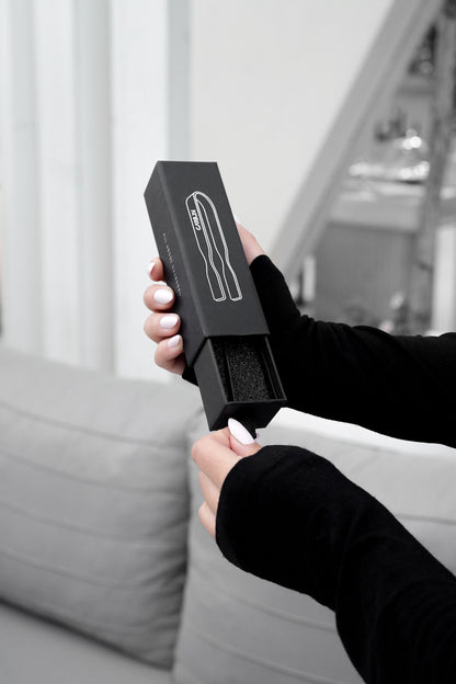 Carbon GRIP charcoal tongs — supplier gallery image 4
