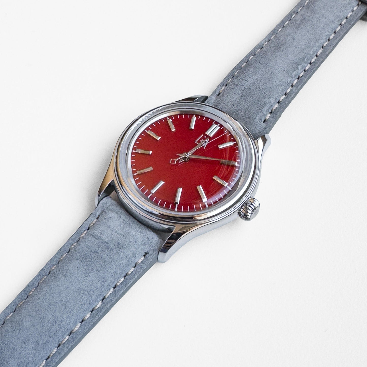 L'ARTISAN PHOENIX (RED AGATE STONE DIAL)